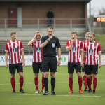 Dommer smitter hele holdet med corona på Amager